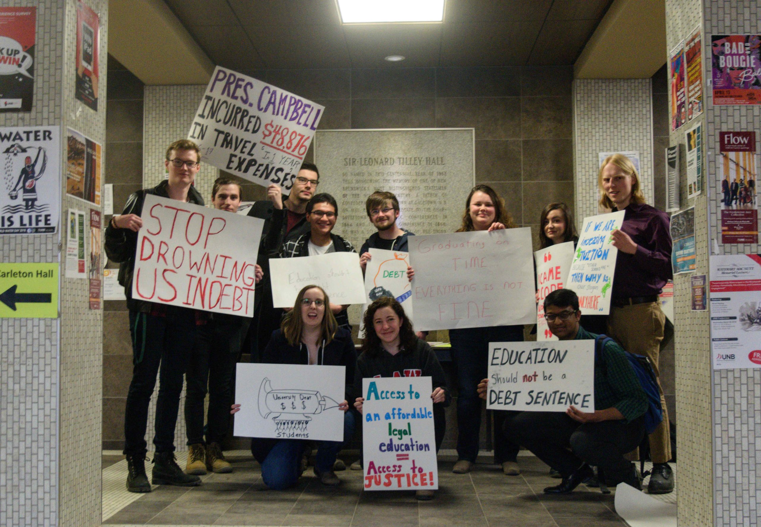 Student sit-in at Tuesday’s Senate meeting standing room only| Motion passes to delay Board vote